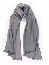 Load image into Gallery viewer, Fine Shawl - Grey/White Twill
