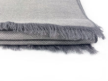 Load image into Gallery viewer, Fine Shawl - Grey/White Twill