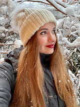Load image into Gallery viewer, Ski Hat with Detachable PomPom - Natural White